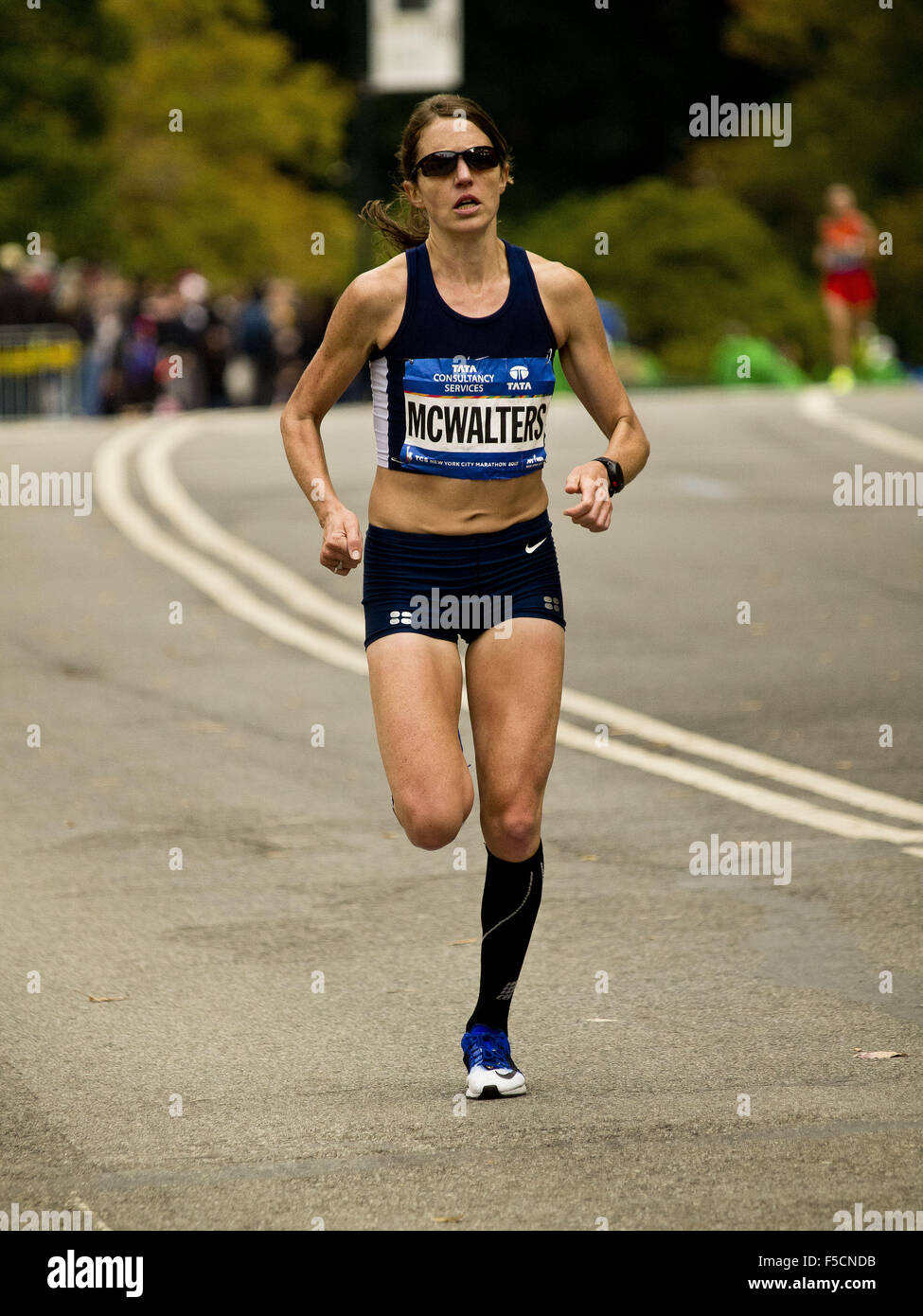 New York, New York, Stati Uniti d'America. 01 Nov, 2015. New York City Marathon. Maratona di New York, al Central Park di New York, NY USA, donna di elite, McWalters Credito: Frank Rocco/Alamy Live News Foto Stock