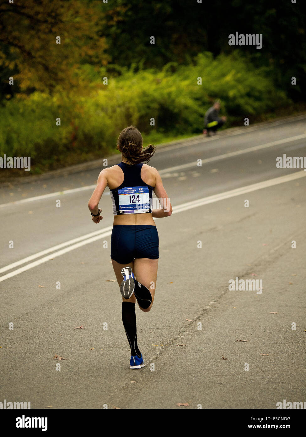 New York, New York, Stati Uniti d'America. 01 Nov, 2015. New York City Marathon. Maratona di New York, al Central Park di New York, NY USA, donna di elite, McWalters Credito: Frank Rocco/Alamy Live News Foto Stock