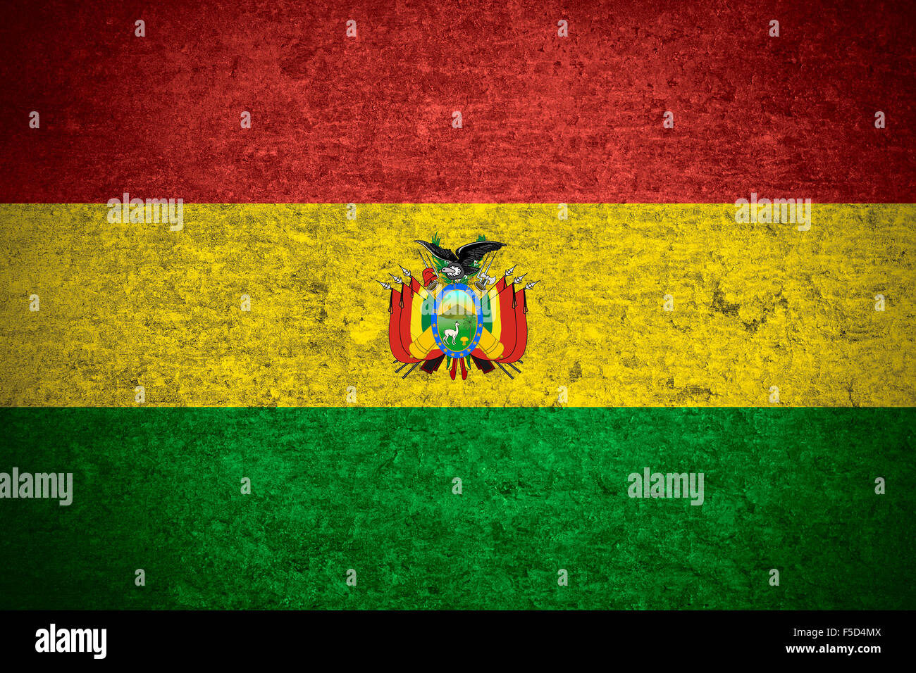 Bandiera della Bolivia o banner boliviano su vecchio metallo sfondo texture Foto Stock