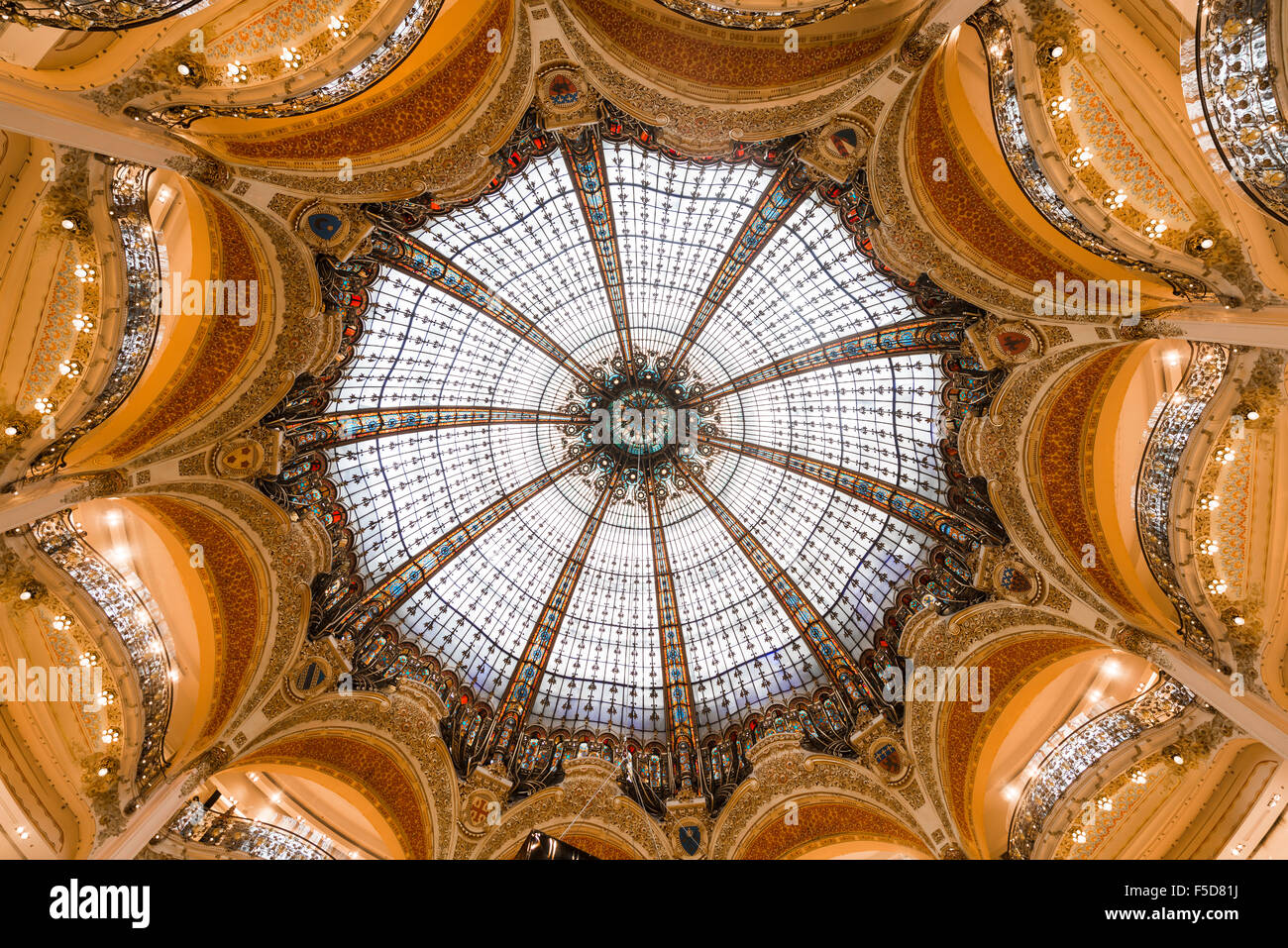Galeries Lafayette dome, department store di Parigi e dell' Ile-de-France, Francia Foto Stock