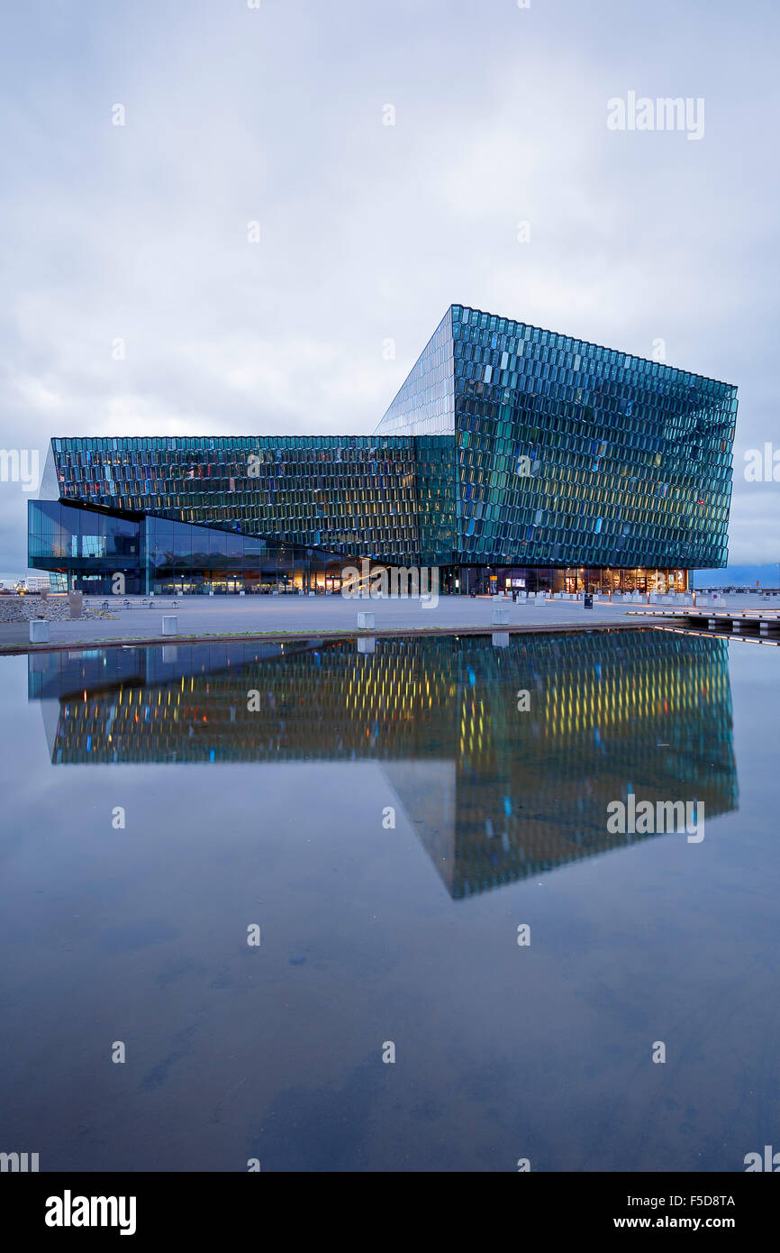 Harpa Concert Hall e il centro conferenze, Reykjavik, Islanda Foto Stock