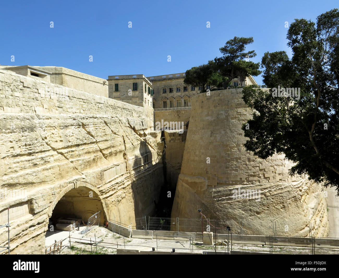 City Gate, antica entrata a La Valletta, Malta Foto Stock