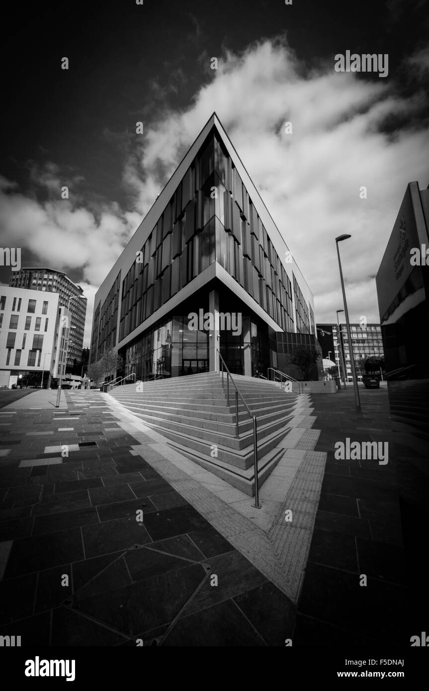 Moderno edificio a Glasgow vicino a George Square. Un magnifico esempio di architettura moderna. Foto Stock