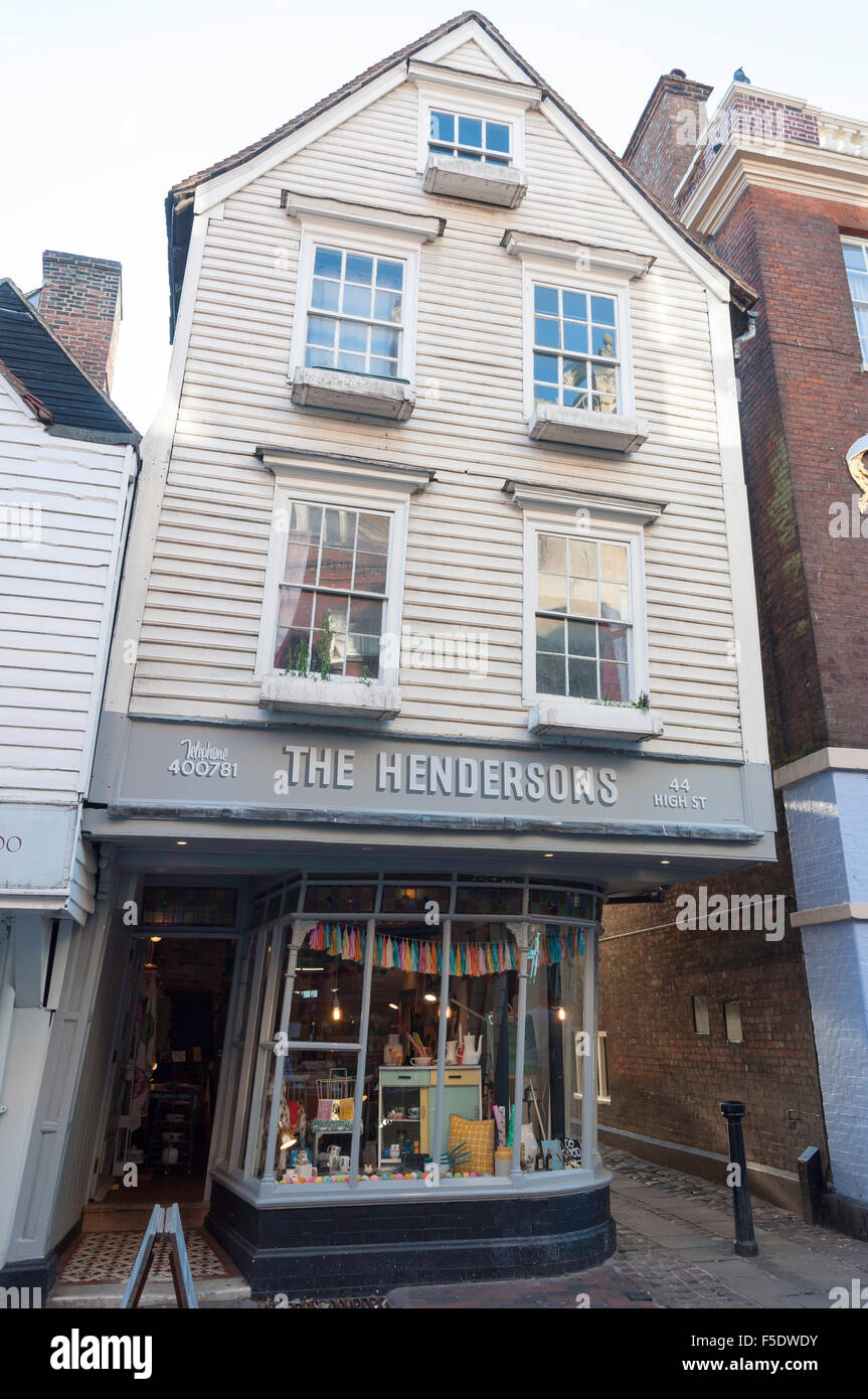 Periodo casa in legno, Rochester High Street, Rochester, Kent, England, Regno Unito Foto Stock