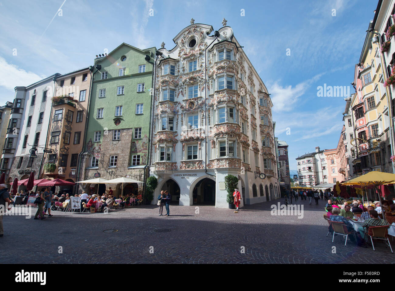 La bellissima Helblinghaus (Casa Helbling), un barocco ed edificio gotico della città vecchia di Innsbruck, Austria Foto Stock