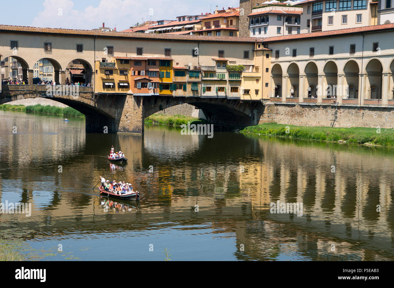 Il Ponte Vecchio sull'Arno, Firenze, Sito Patrimonio Mondiale dell'UNESCO, Toscana, Italia, Europa Foto Stock