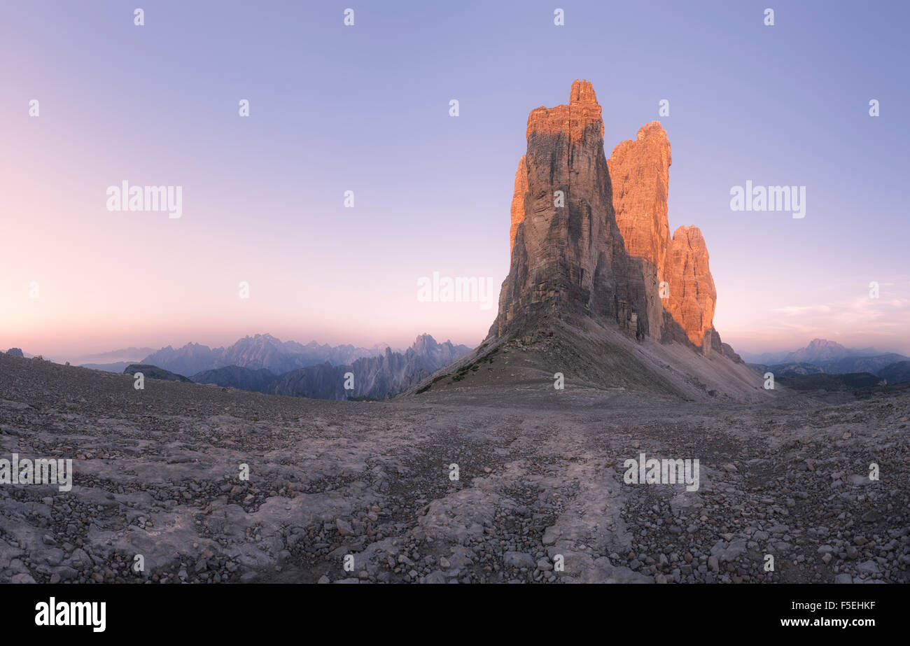 La tripla picchi di Tre Cime, Dolomiti, Italia Foto Stock