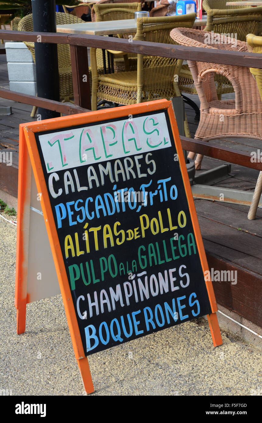 Il menu del ristorante in Figueretas Ibiza spagna Foto Stock