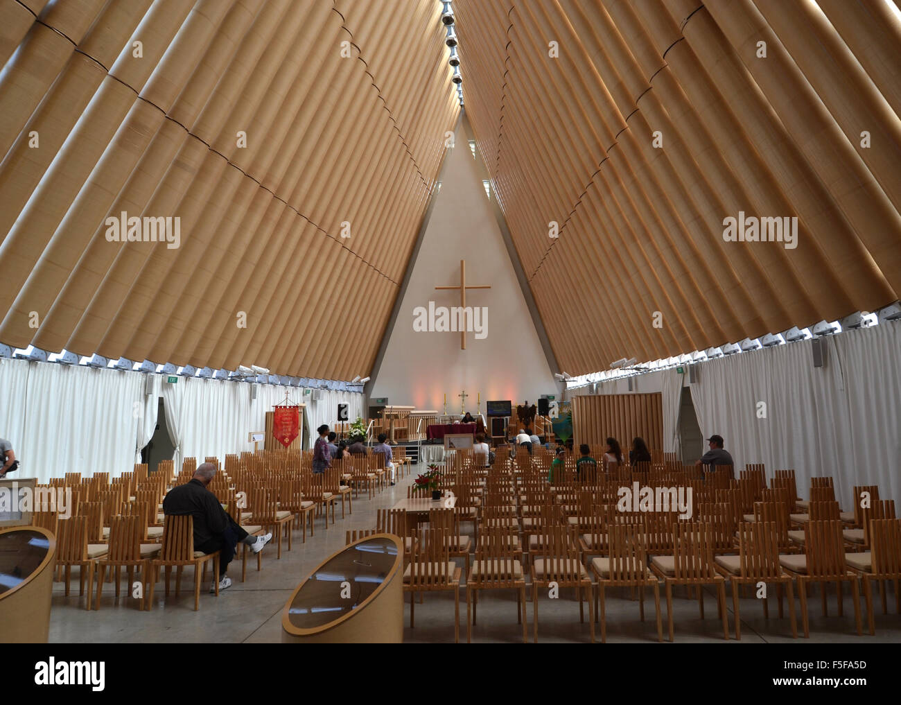 Area interna del cartone cattedrale, Chiesa di transizione a Christchurch, Isola del Sud, Nuova Zelanda Foto Stock