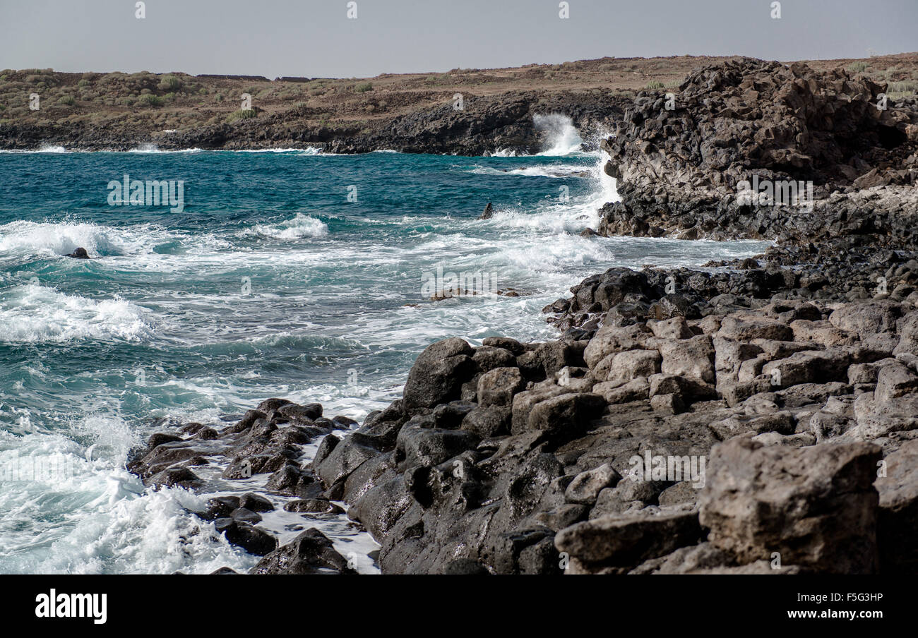 Costa rocciosa di Tenerife, Isole Canarie. Spagna Foto Stock