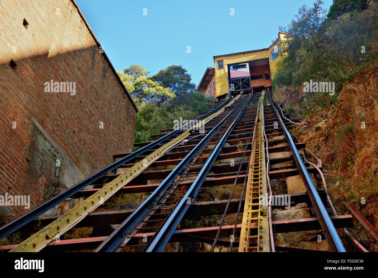 Funicolare (cliff railway) in Valparaiso, in Cile. Foto Stock
