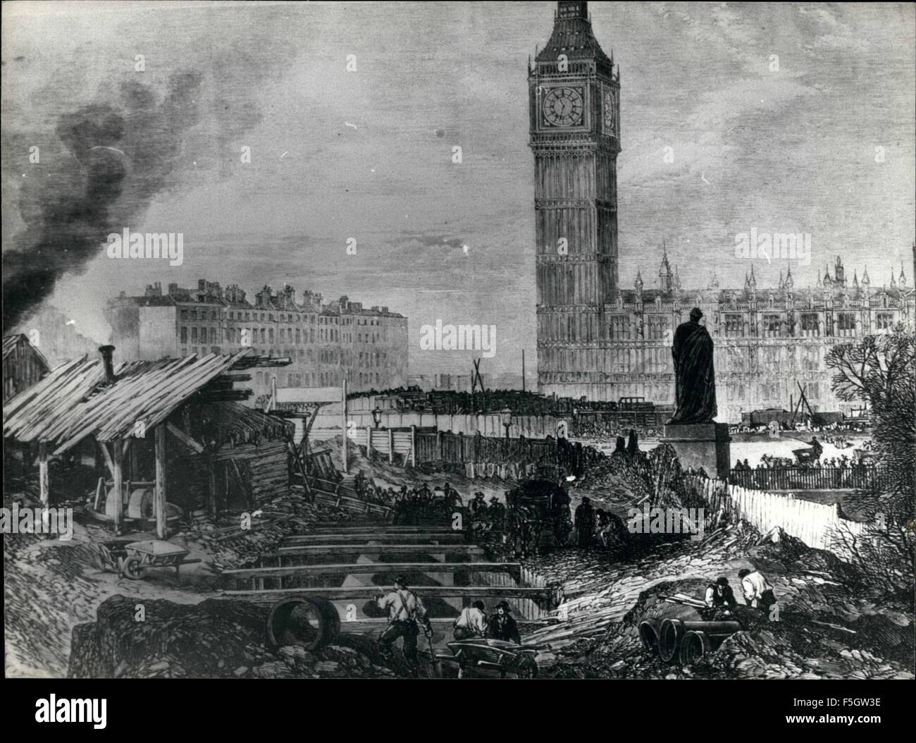 1945 - La foto mostra la costruzione della ferrovia in Westminster che  mostra il Big Ben in background. Londra metropolitana © Keystone Pictures  USA/ZUMAPRESS.com/Alamy Live News Foto stock - Alamy