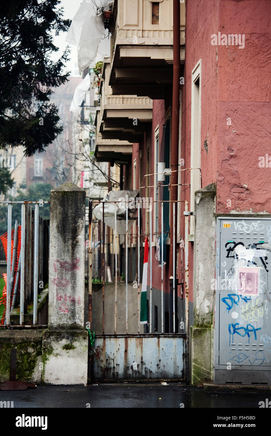 Alloggiamento nella periferia di Milano, Italia Foto Stock