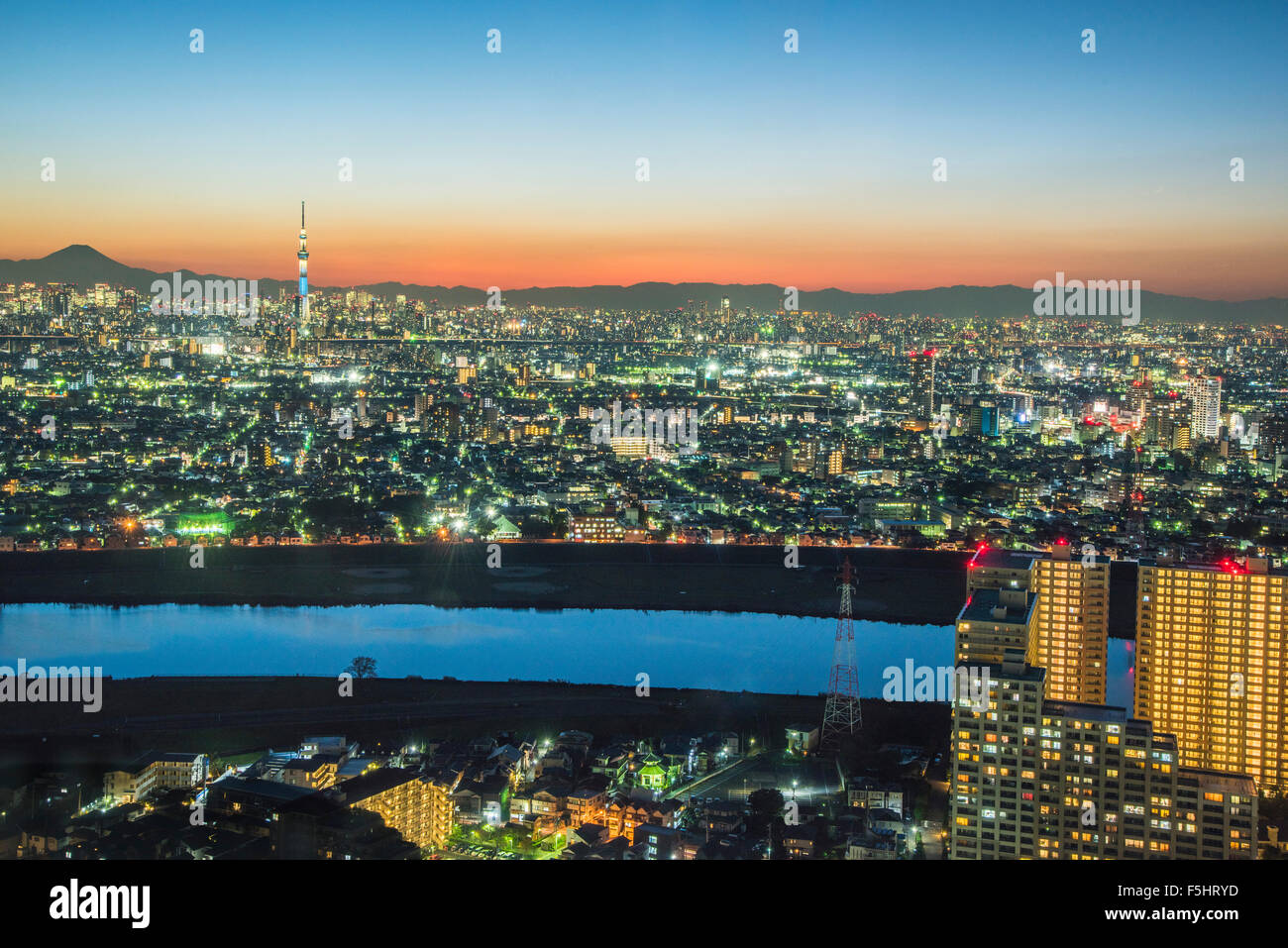 Vista generale di Tokyo,dall'I-Link Città Ichikawa,Ichikawa città,prefettura di Chiba, Giappone Foto Stock