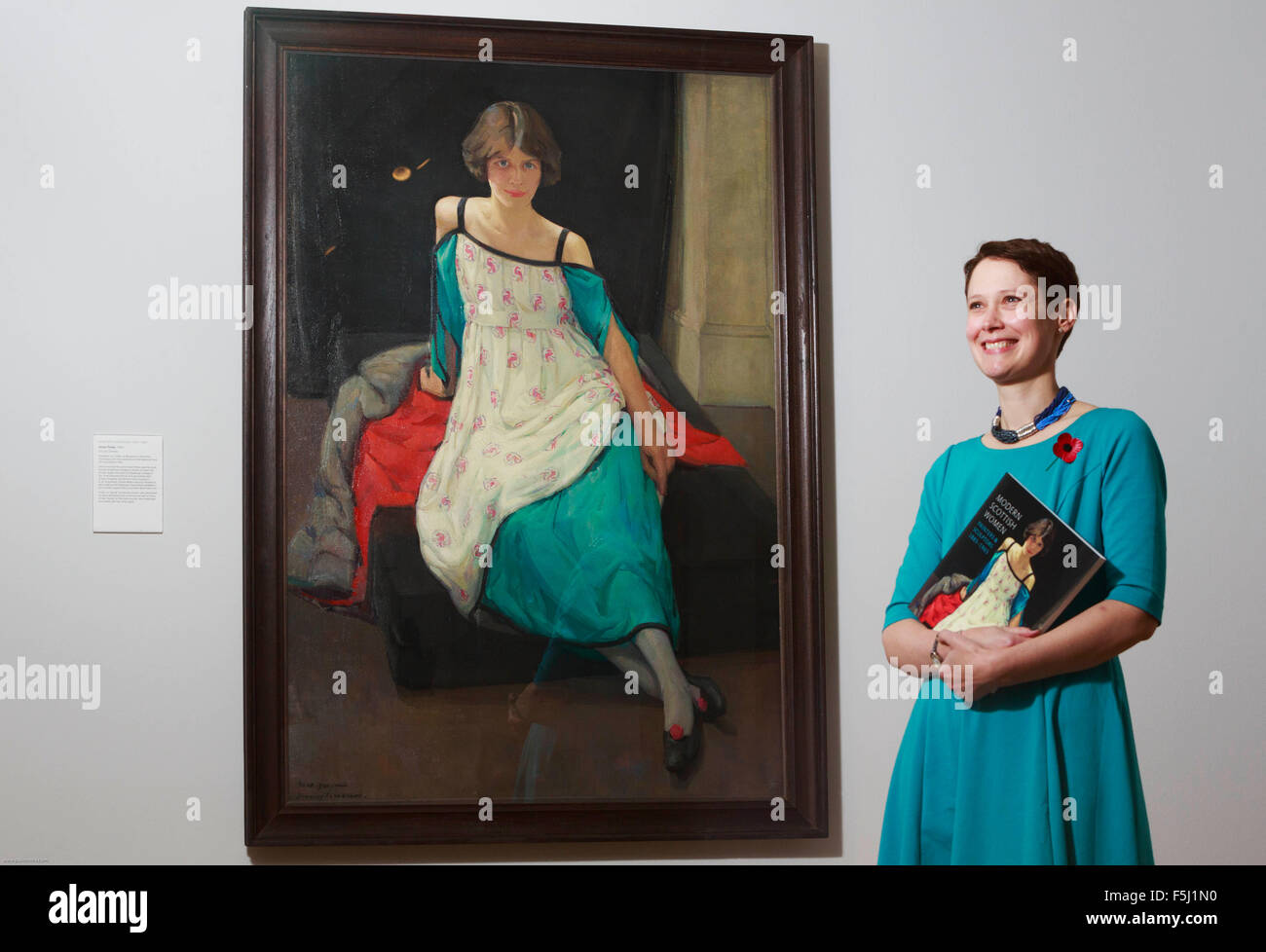 Edinburgh, Regno Unito. 5 Novembre, 2015. Premere il tasto view Moderna donne scozzese: pittori e scultori 1885-1965. Scottish Galleria Nazionale di Arte Moderna (arte moderna due) visualizza una nuova mostra Moderna donne scozzese: pittori e scultori 1885-1965. Foto di Alice Strang curatorPako Mera/Alamy Live News. Foto Stock