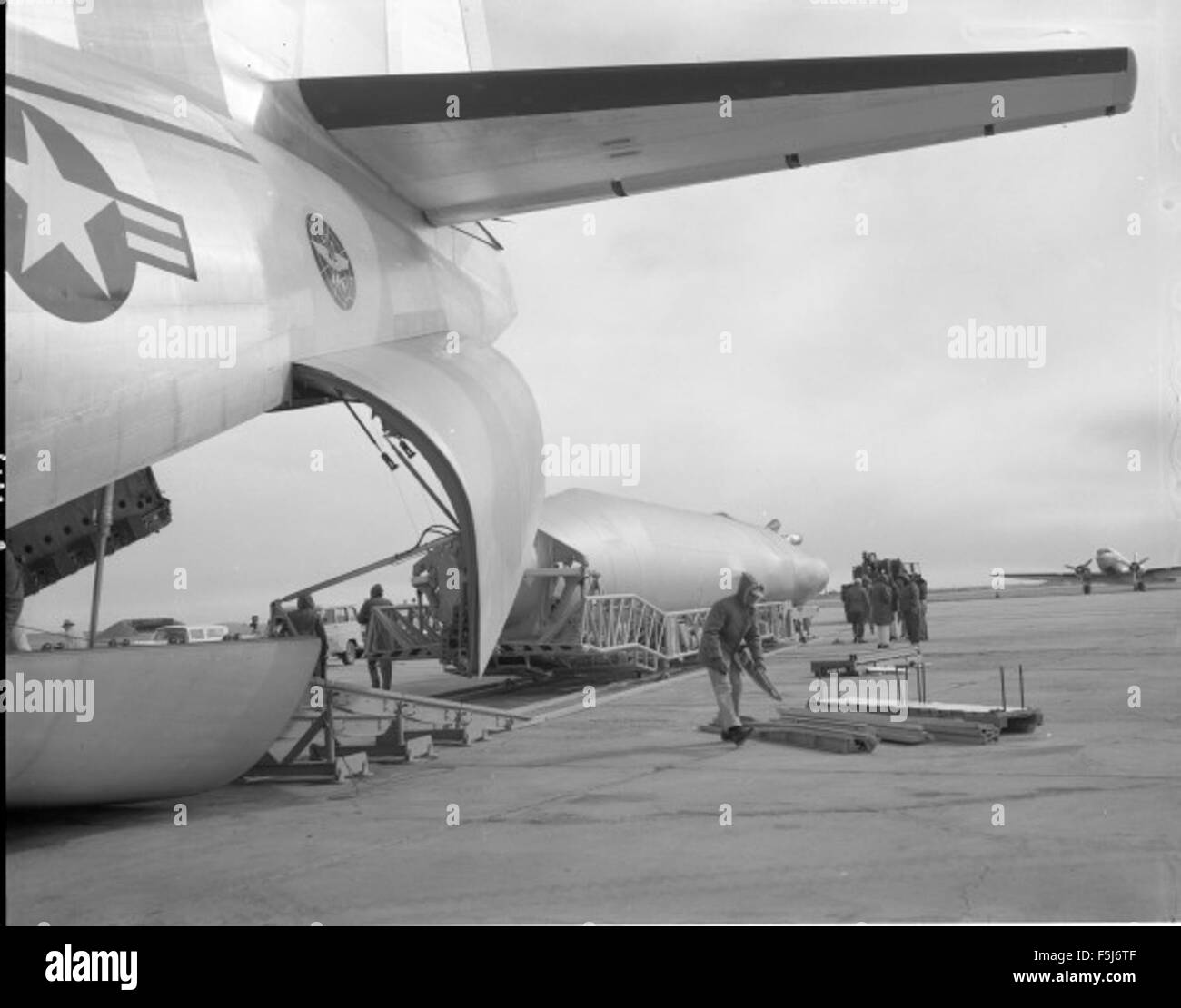 Un'immagine Atlas Collection è un riferimento visivo, che spesso rappresenta mappe o studi geografici provenienti da una collezione di archivio che mostra varie regioni o contesti storici. Foto Stock