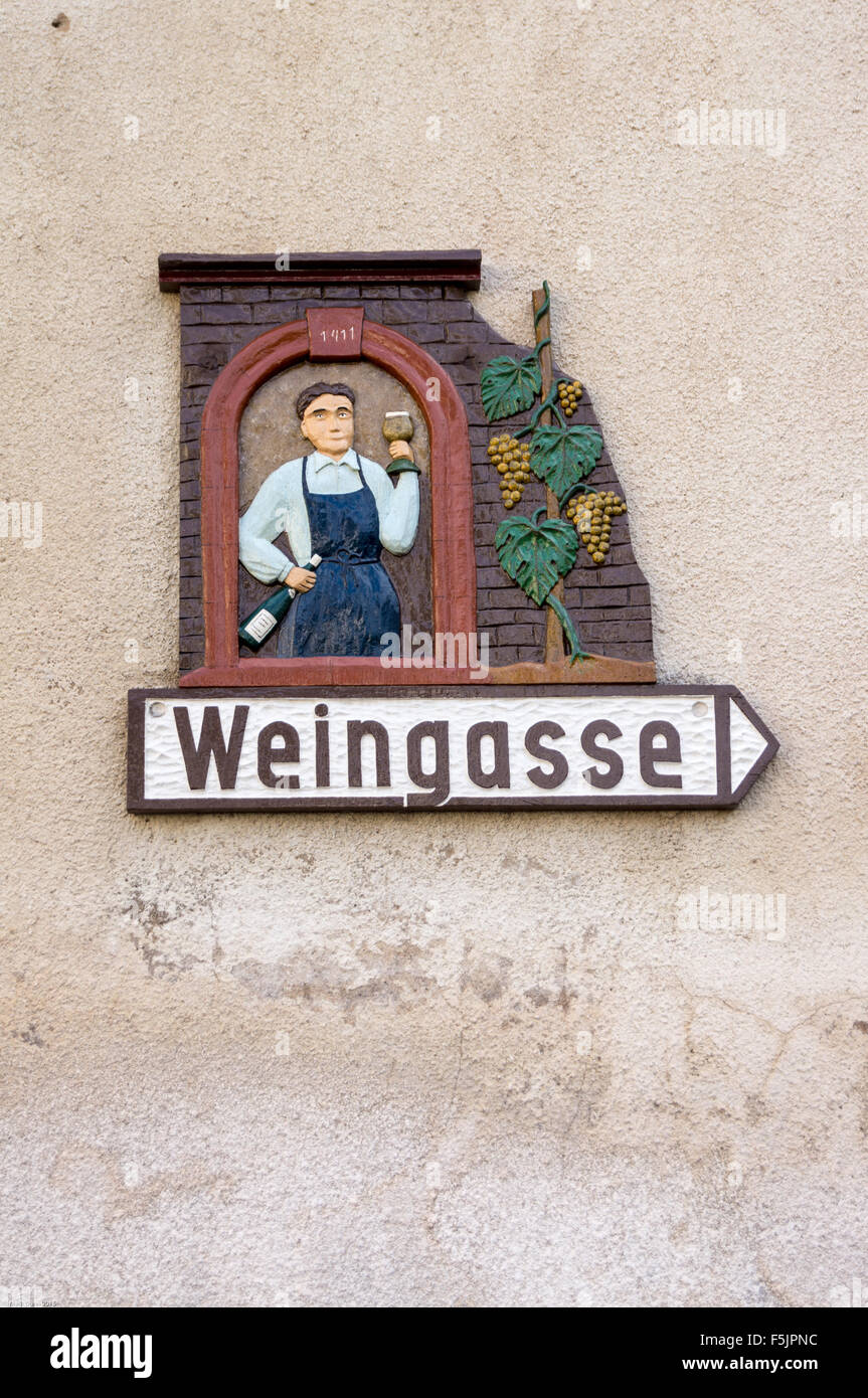 Strada segno, Weingasse (vino vicolo), Enkirch, sul fiume Mosella, Renania-Palatinato, Germania Foto Stock