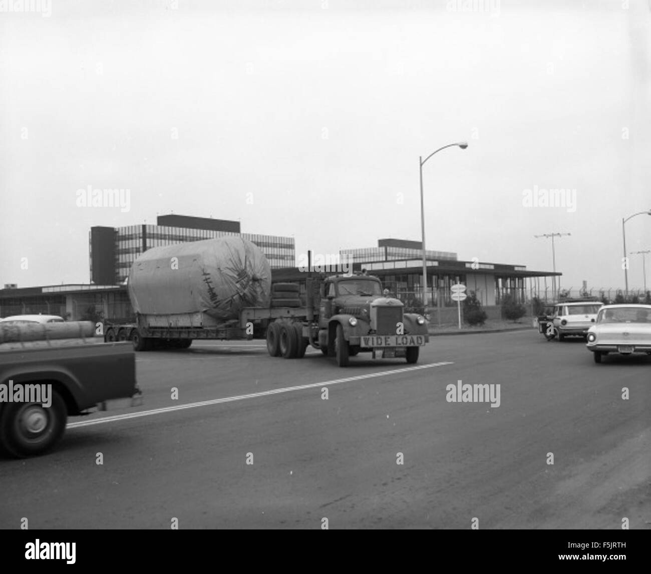 Un'immagine della collezione Atlas che mostra mappe storiche e dettagli geografici. La collezione è rinomata per i suoi ricchi contenuti visivi che esplorano la storia geografica e cartografica, offrendo una rappresentazione visiva delle regioni e dei confini del passato del mondo. Foto Stock