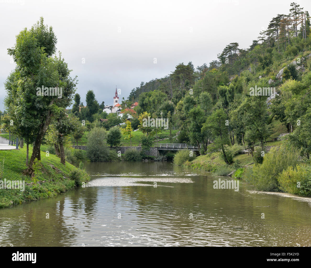 Pivka paesaggio fluviale in Postumia, Slovenia. Foto Stock