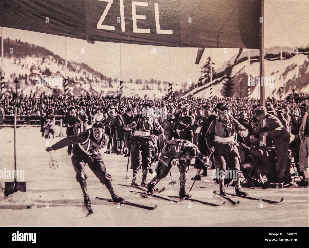 Italia Piemonte Val Formazza . Formazza Sci Club Museum Ziel " l'ultimo sforzo in volata" Foto Stock