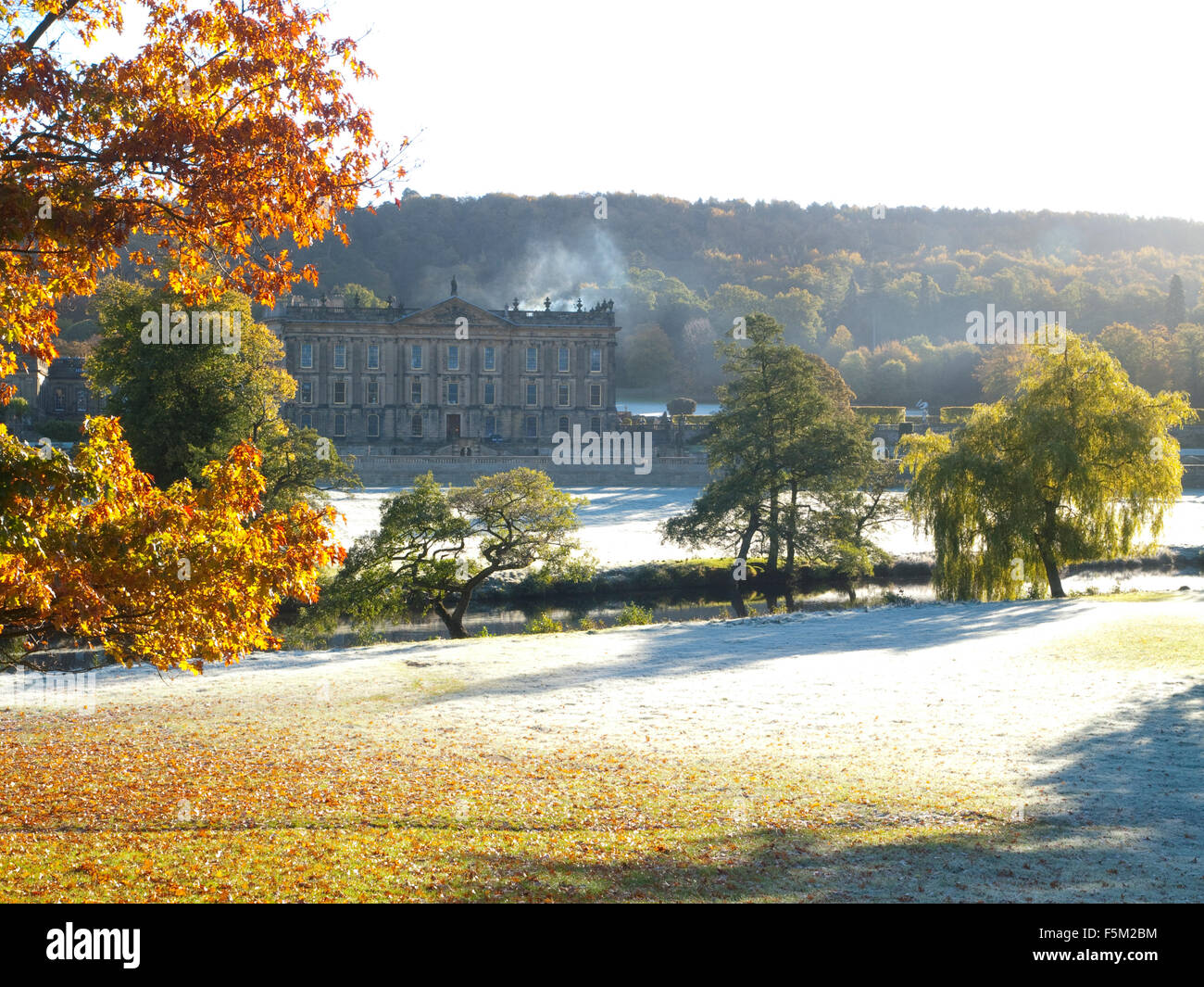 Autunno a Chatsworth, Bakewell Peak District Derbyshire England Regno Unito Foto Stock