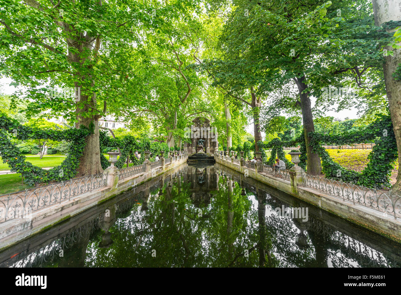Bacino idrico, Jardin du Luxembourg, Quartier Latin, Parigi, Ile-de-France, Francia Foto Stock