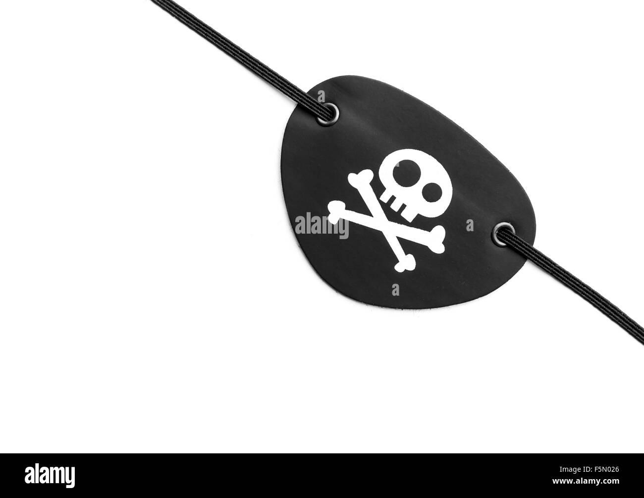 Un primo piano di pirata eyepatch su sfondo bianco Foto Stock