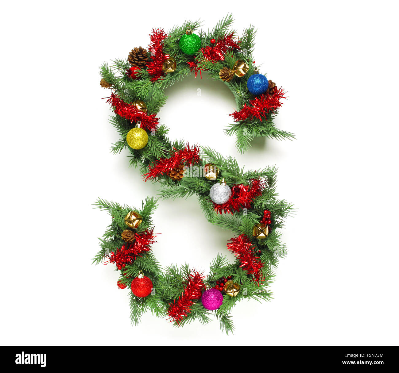 Raccolta di albero di Natale decorato lettere e numeri Foto Stock