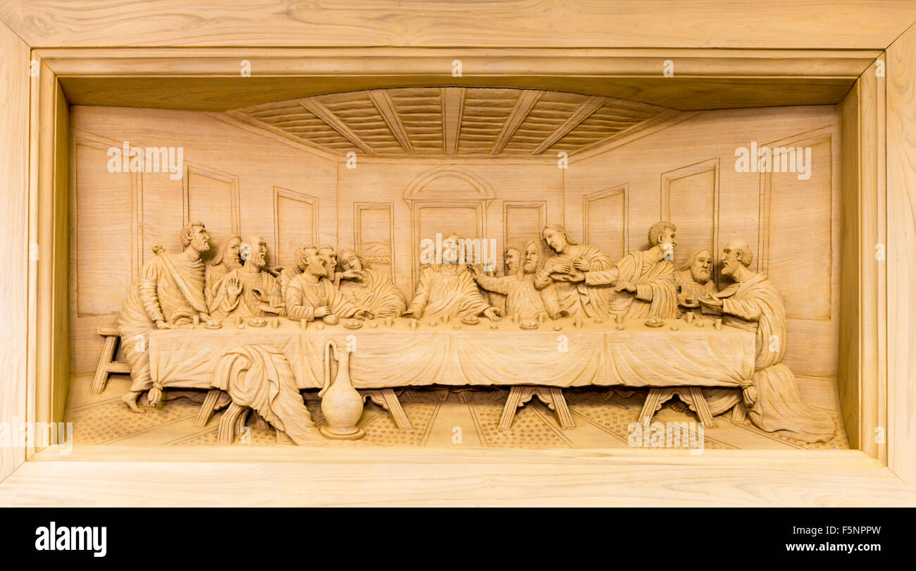 Cena del Signore intaglio del legno nel telaio Foto Stock