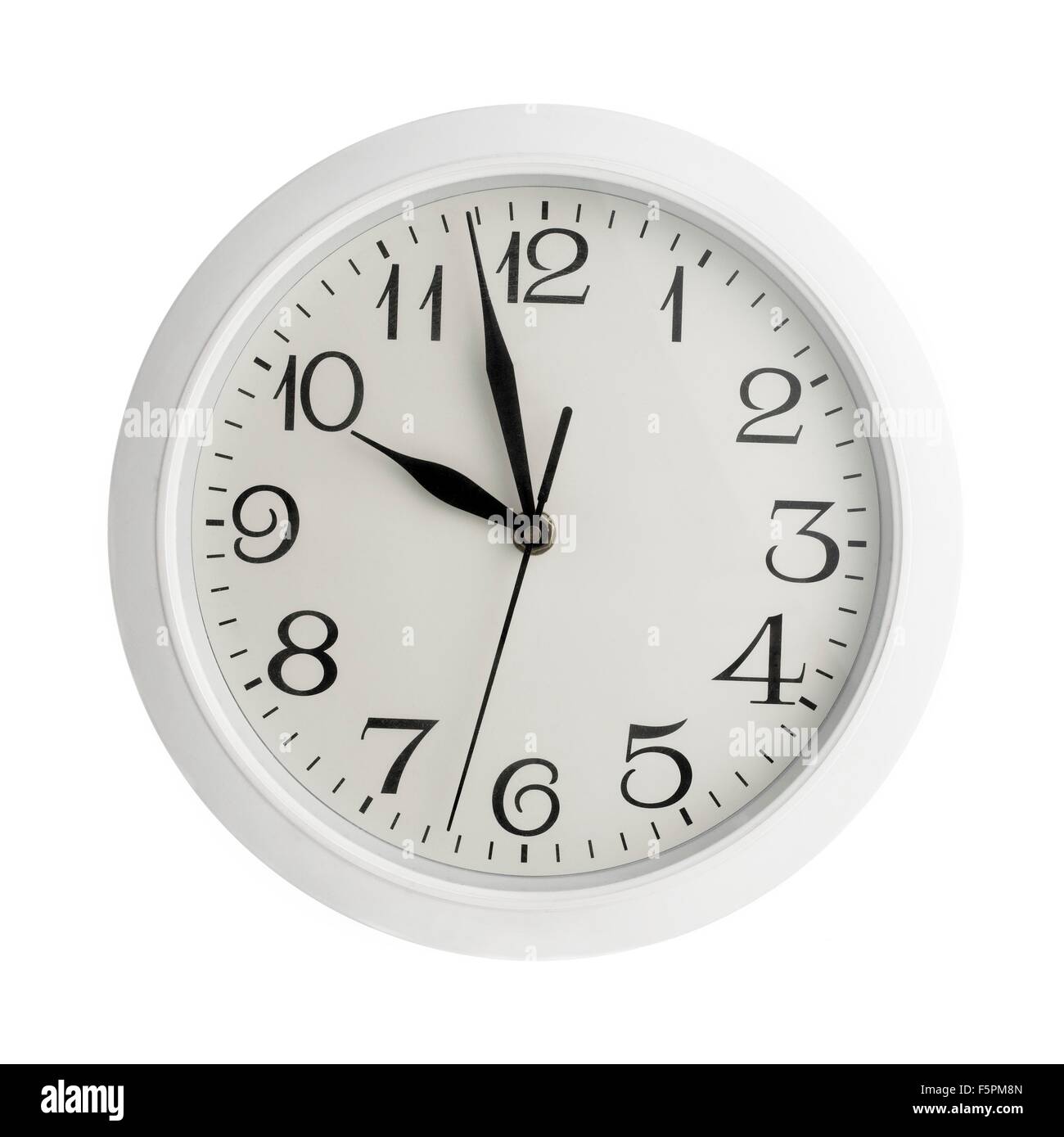 Orologio contro uno sfondo bianco. Foto Stock