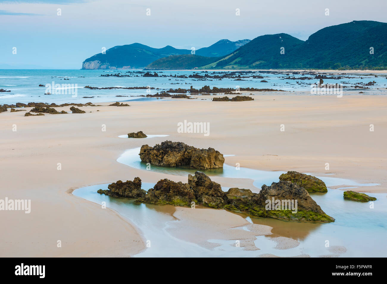 Trengandin beach. Noja Cantabria, Spagna, Europa. Foto Stock