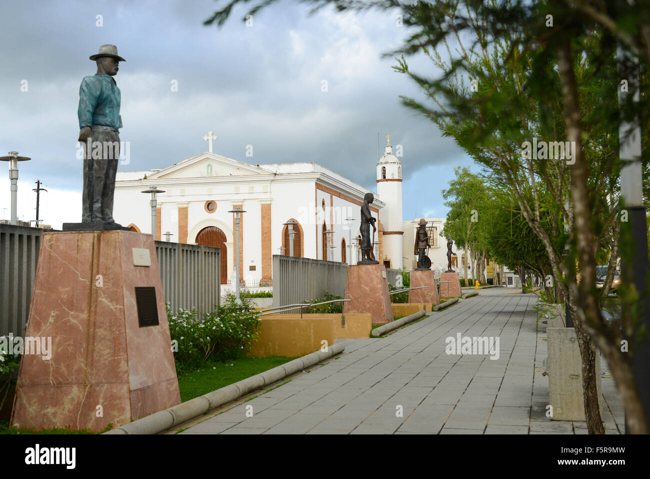 Vista parziale del plaza di manati, Puerto Rico. USA il territorio. Isola dei Caraibi Foto Stock