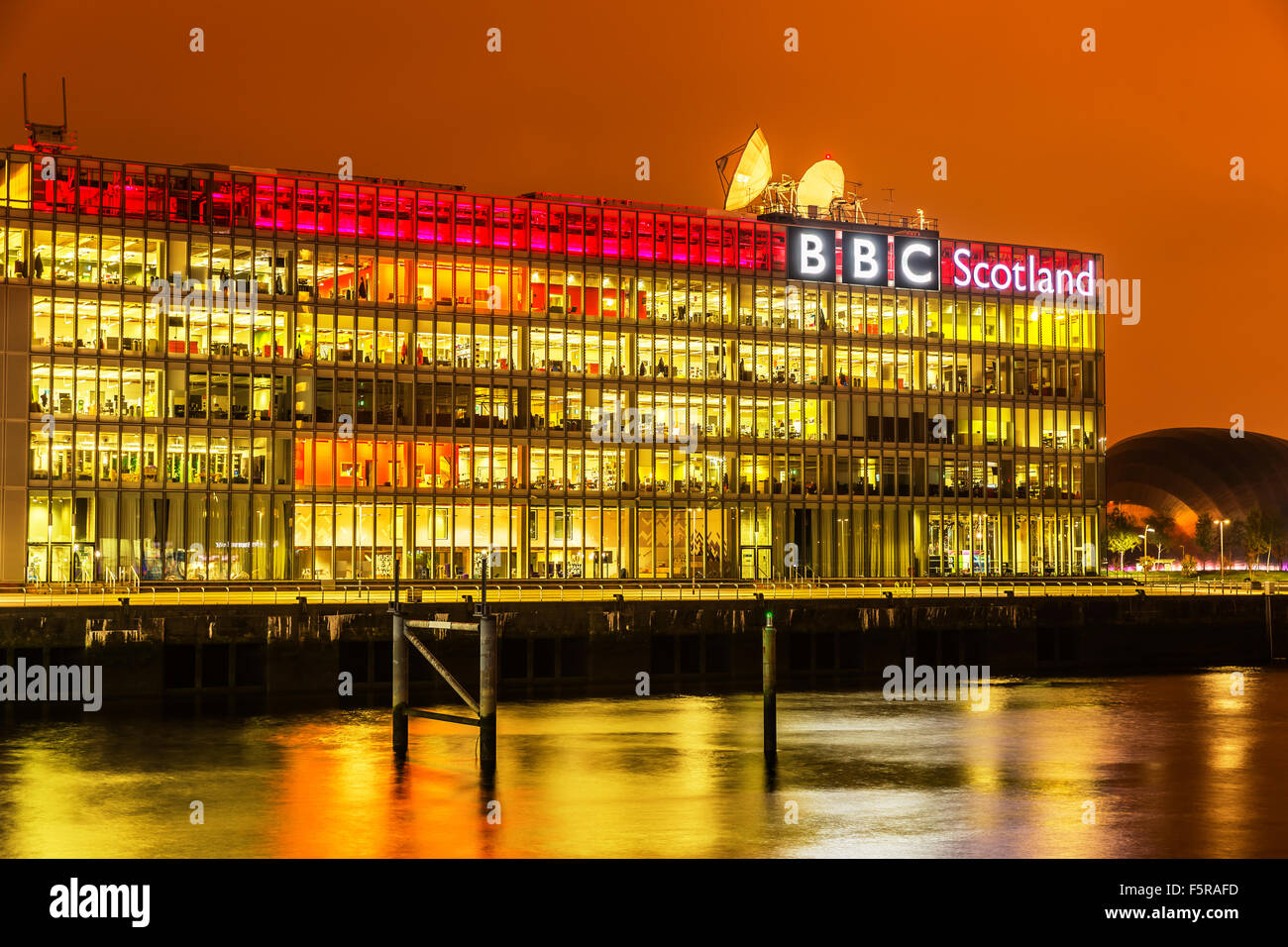 GLASGOW, Scotland, Regno Unito - 27 ottobre 2015: la BBC Scotland studi TV sulle rive del fiume Clyde, Glasgow, Scotland, Regno Unito Foto Stock