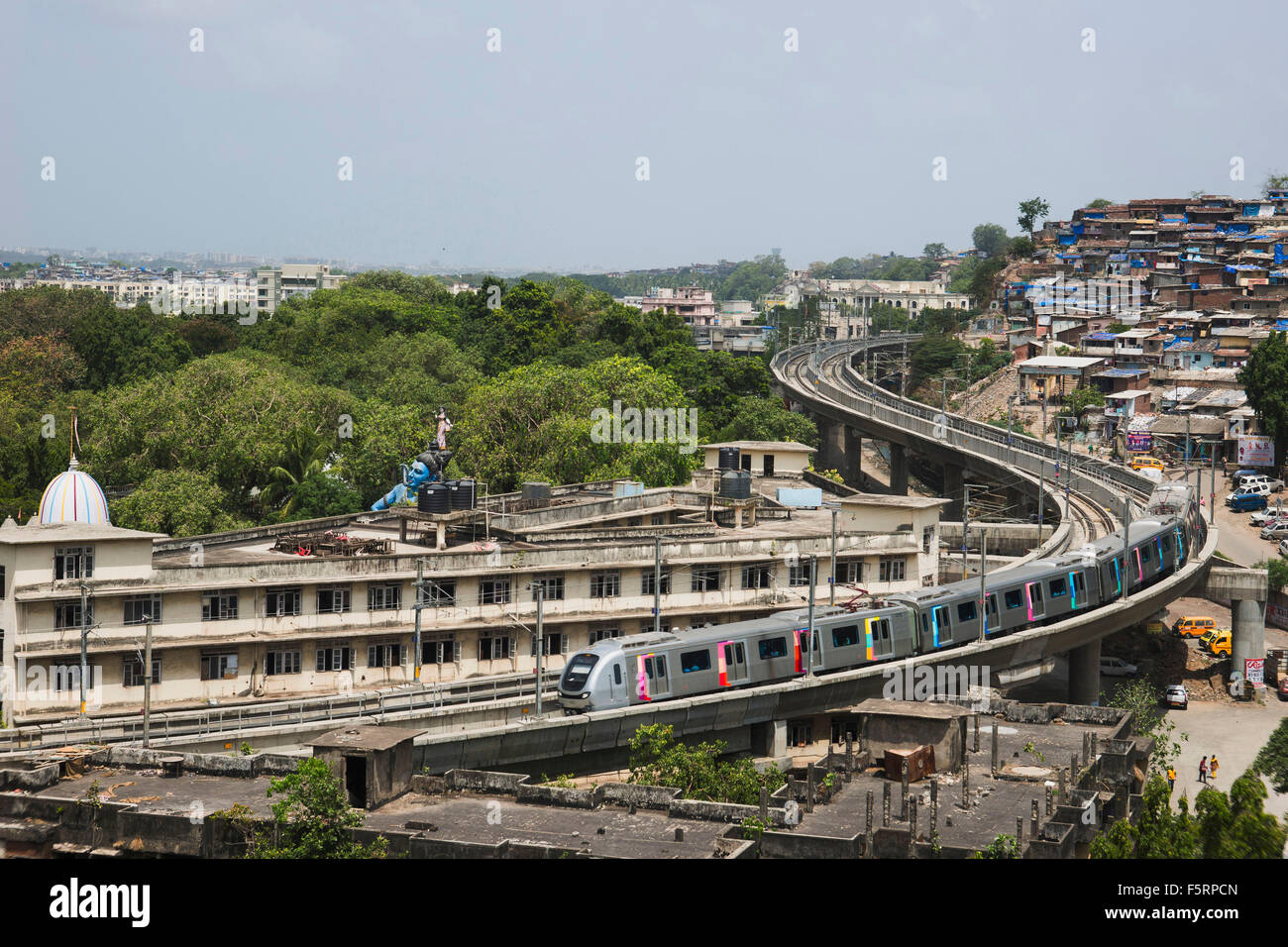 Mumbai metro ghatkopar a versova, Mumbai, Maharashtra, India, Asia Foto Stock