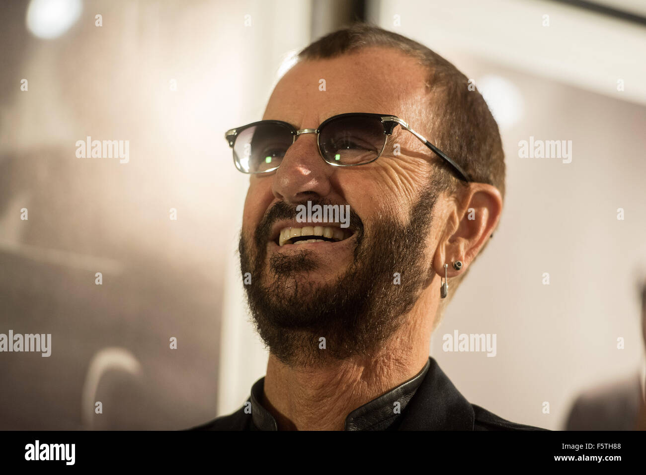 Ringo Starr apre un display delle sue fotografie charting la sua infanzia, i Beatles e oltre, alla National Portrait Gallery. Dotato di: Ringo Starr dove: Londra, Regno Unito quando: 09 Set 2015 Foto Stock