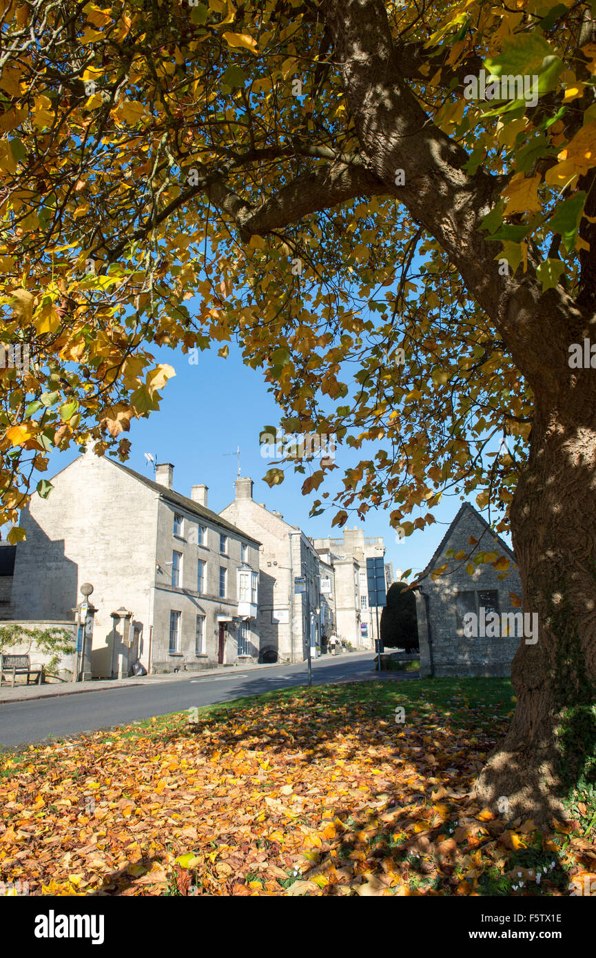 Painswick in autunno, Cotswolds, Gloucestershire, Inghilterra Foto Stock