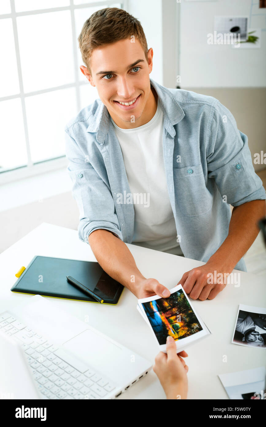 Concept per il fotografo professionista in office Foto Stock