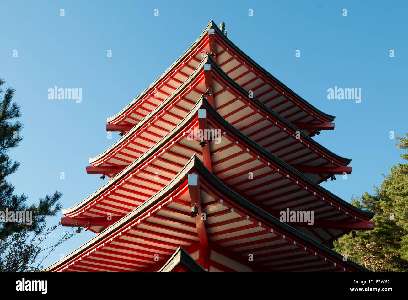 Pagoda Chureito al Fuji cinque laghi Foto Stock