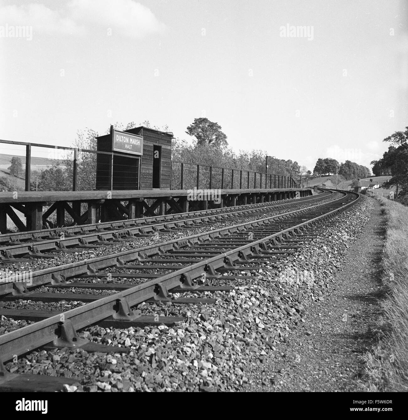 Dilton Marsh Halt stazione ferroviaria piattaforma è stata oggetto di un poema 'Dilton Marsh Halt' dal compianto poeta inglese John Betjeman Foto Stock