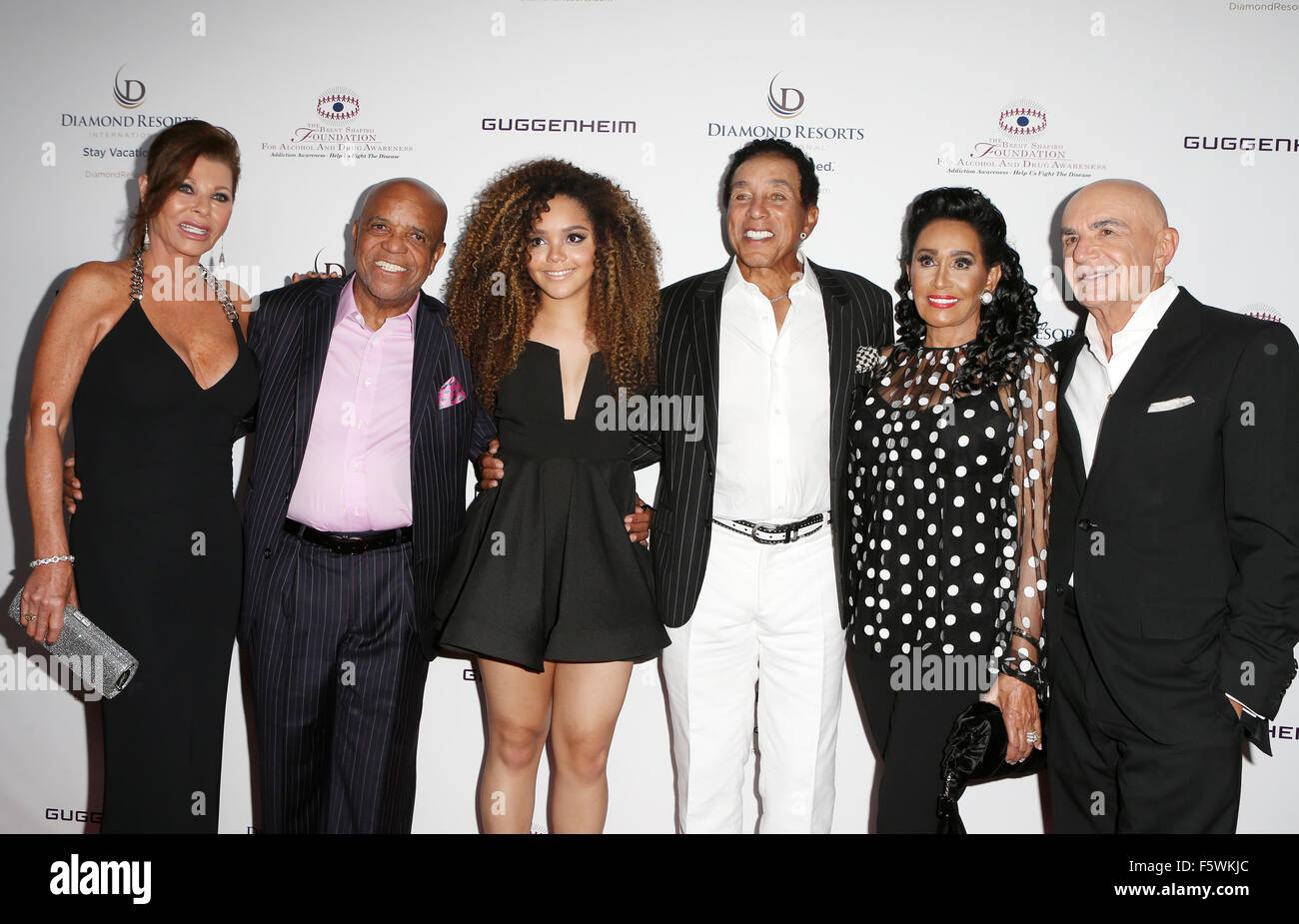 Il Brent Shapiro Foundation del decimo annuale spettacolare estivo presso una residenza privata di Beverly Hills offre: Linell Shapiro, Berry Gordy, Mogano Cheyenne Gordy, Smokey Robinson, Frances Glandney, Robert Shapiro dove: Beverly Hills, in California Foto Stock