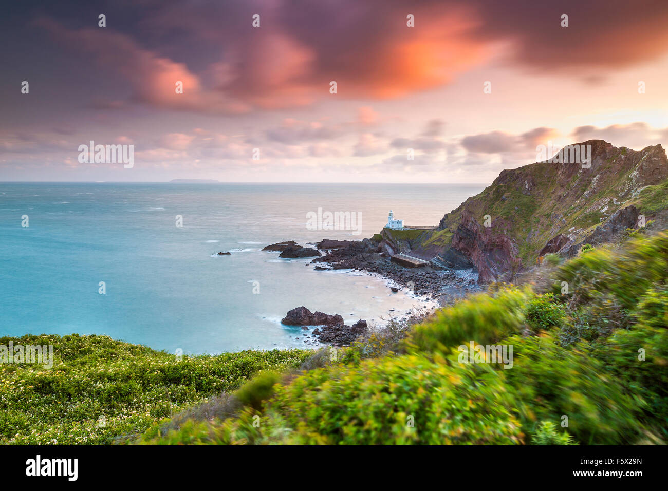 Hartland Point Lighthouse, North Devon, Inghilterra, Regno Unito, Europa. Foto Stock