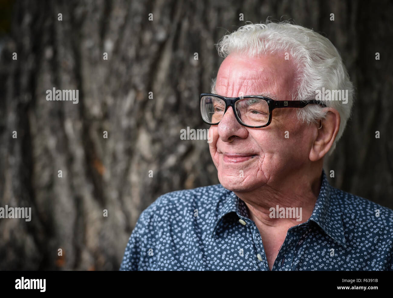 Cheltenham Festival della Letteratura - Giorno 7 dotata di: Barry Cryer dove: Cheltenham, Regno Unito quando: 08 Ott 2015 Foto Stock