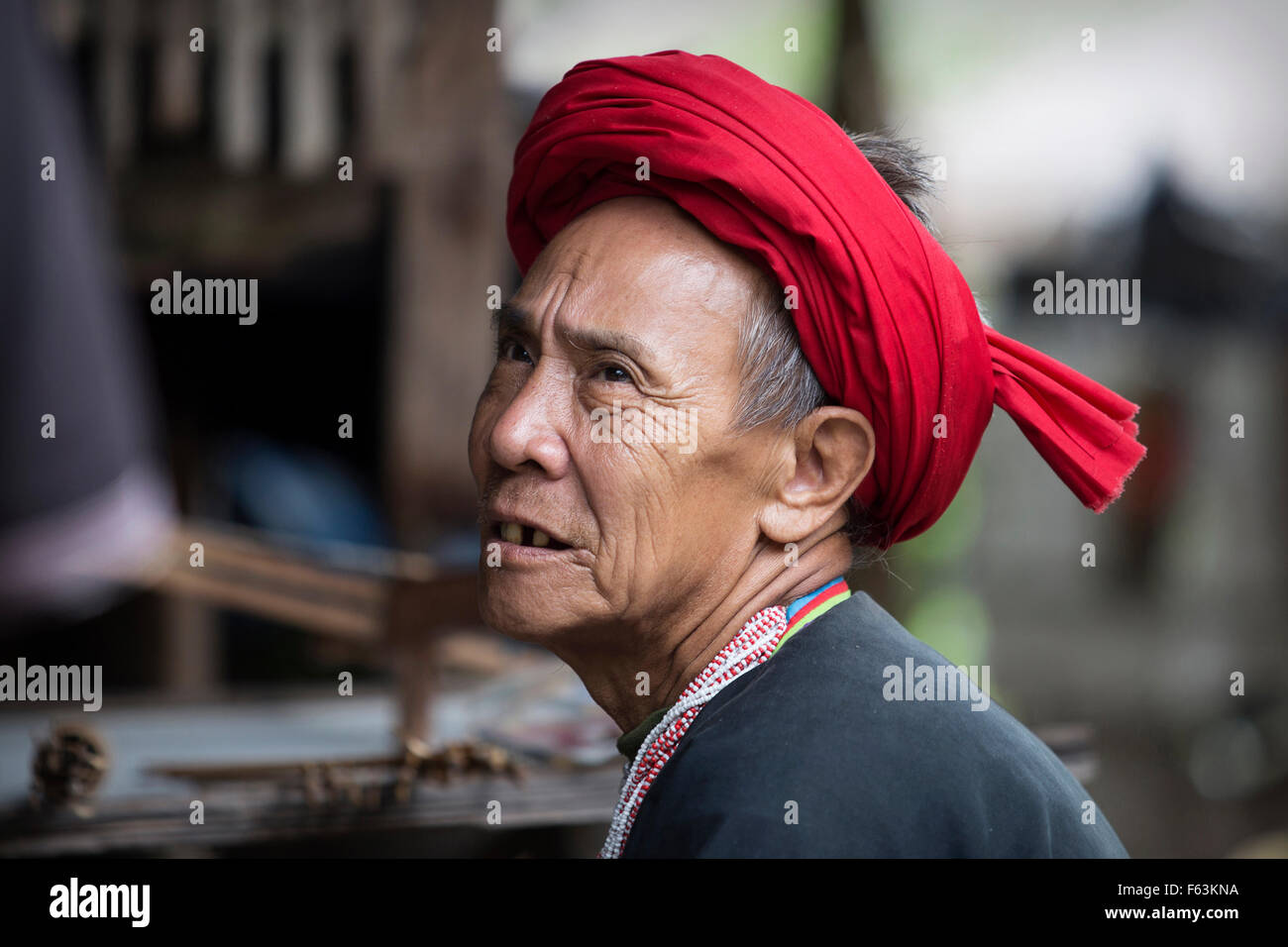 Ritratto di un uomo vecchio nel nord della Thailandia Foto Stock
