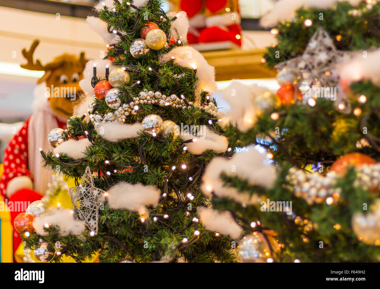 Abstract sfondo di Natale con luci sfocati Foto Stock