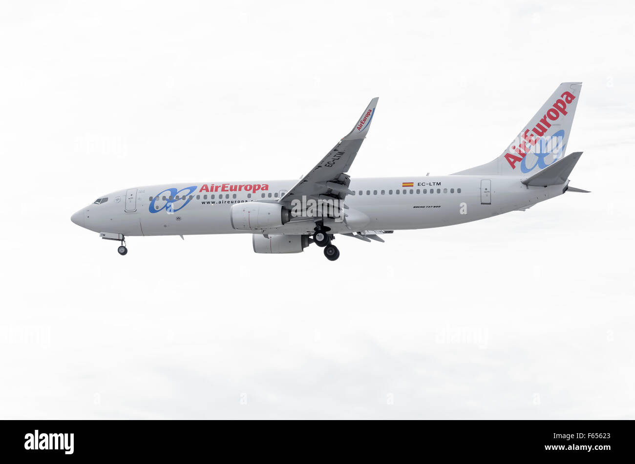 -Aeromobili Boeing 737-85P-, -Air Europa- compagnia aerea, è lo sbarco su Madrid-Barajas : Adolfo SUAREZ- aeroporto. Foto Stock