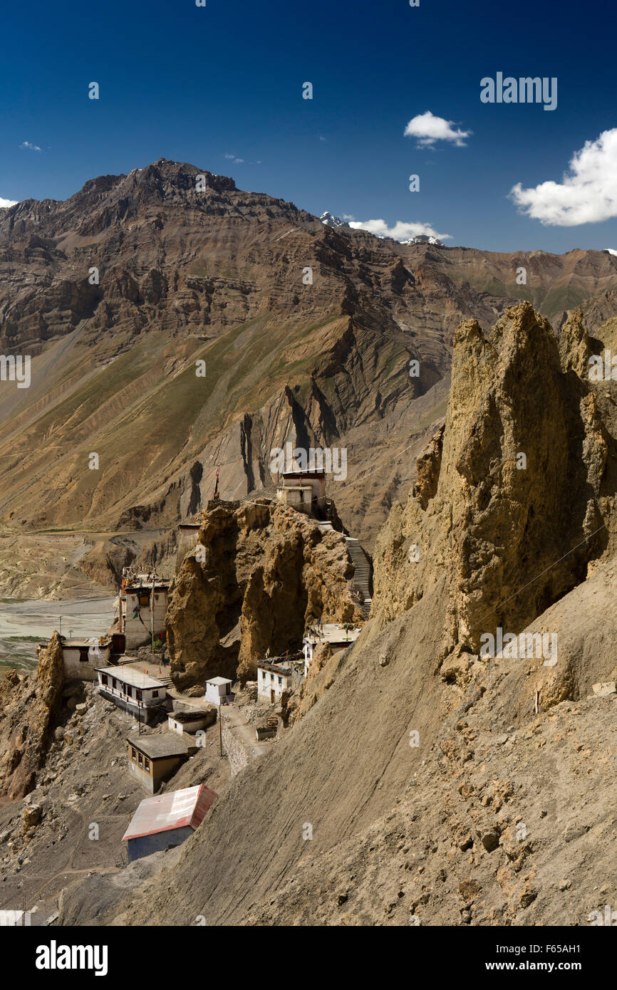 India, Himachal Pradesh, Dhankar monastero sulla cresta sopra Spiti valley Foto Stock
