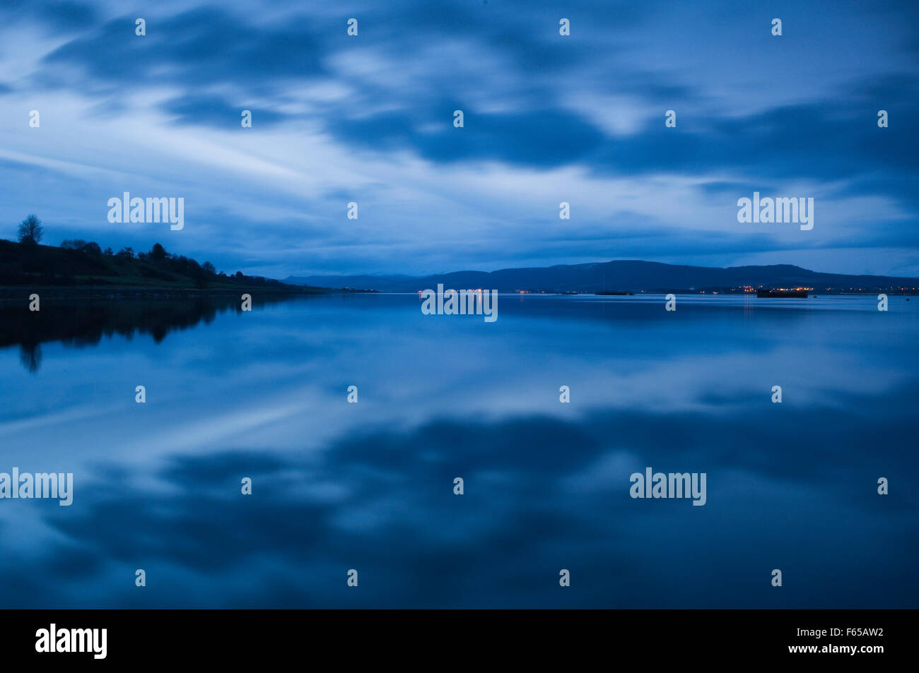 Il Cromarty Firth al crepuscolo, Ross-shire, Scozia. Foto Stock