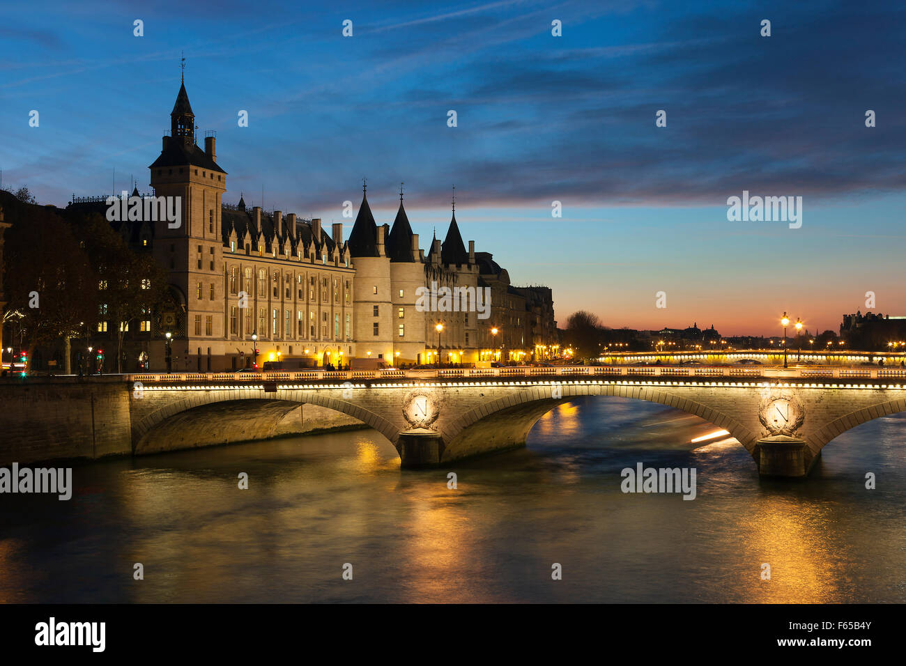 Pont di cambiamento e il concierge, Parigi, Ile-de-France, Francia Foto Stock