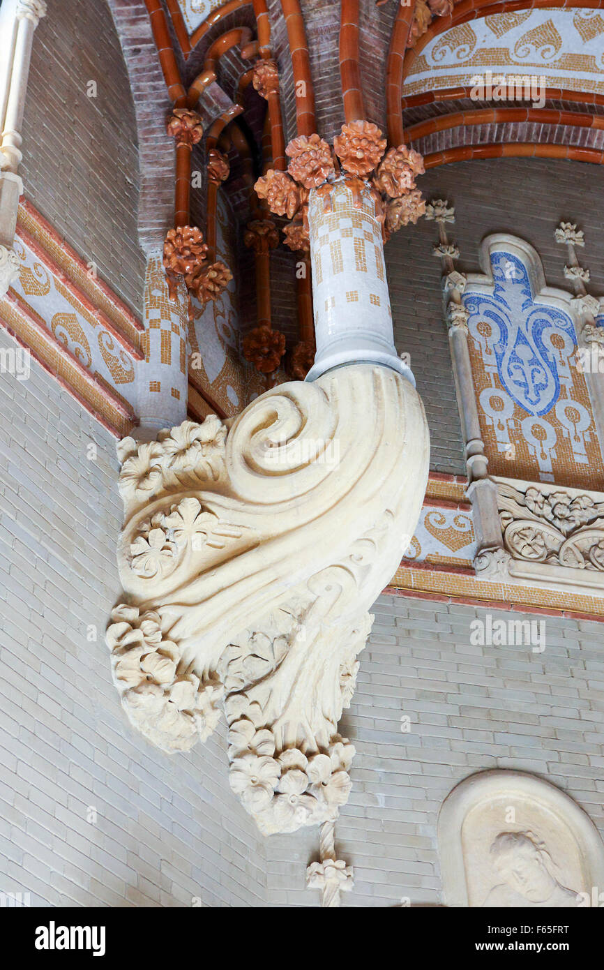 Raffinati dettagli architettonici di Barcellona landmark, Hospital de la Santa Creu i Sant Pau a Barcellona, Spagna Foto Stock