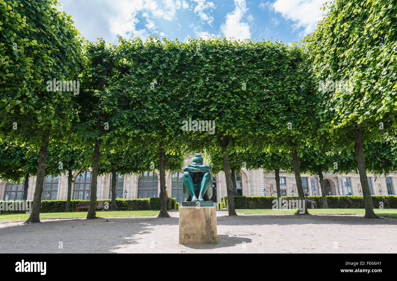 Statua nel Jardin des Tuileries, Parigi, Ile-de-France, Francia Foto Stock